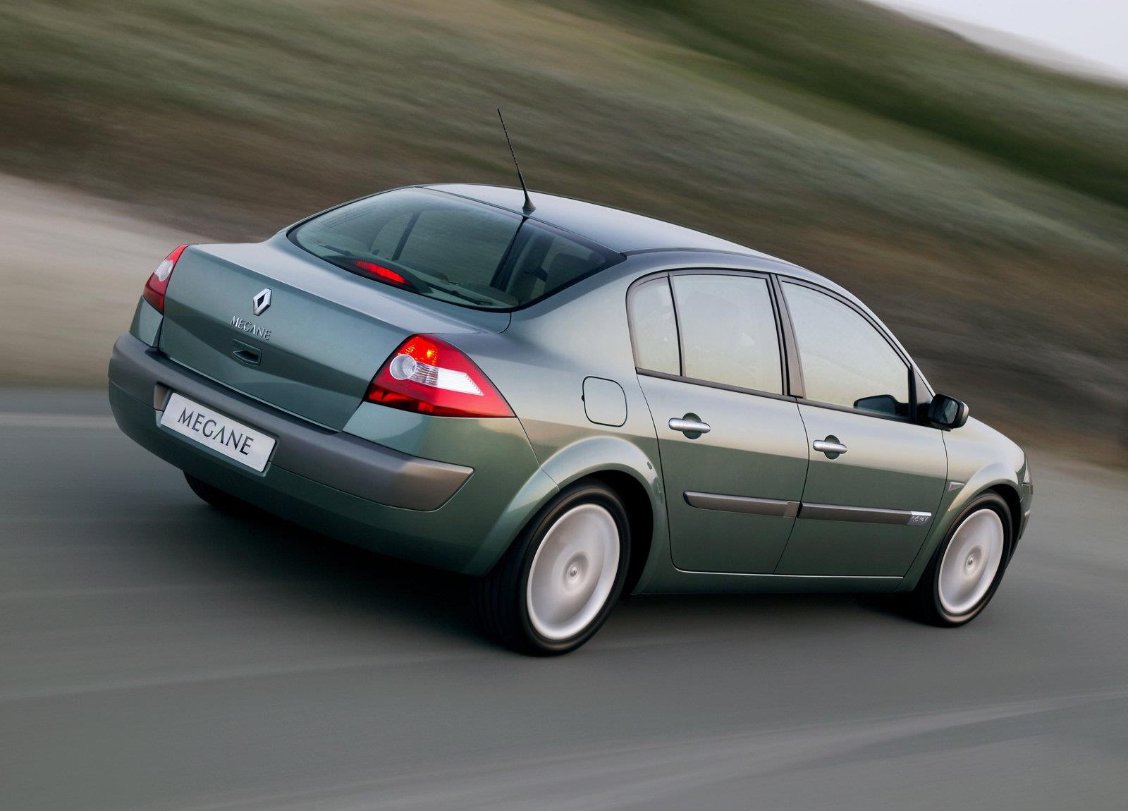 لوازم یدکی مگان